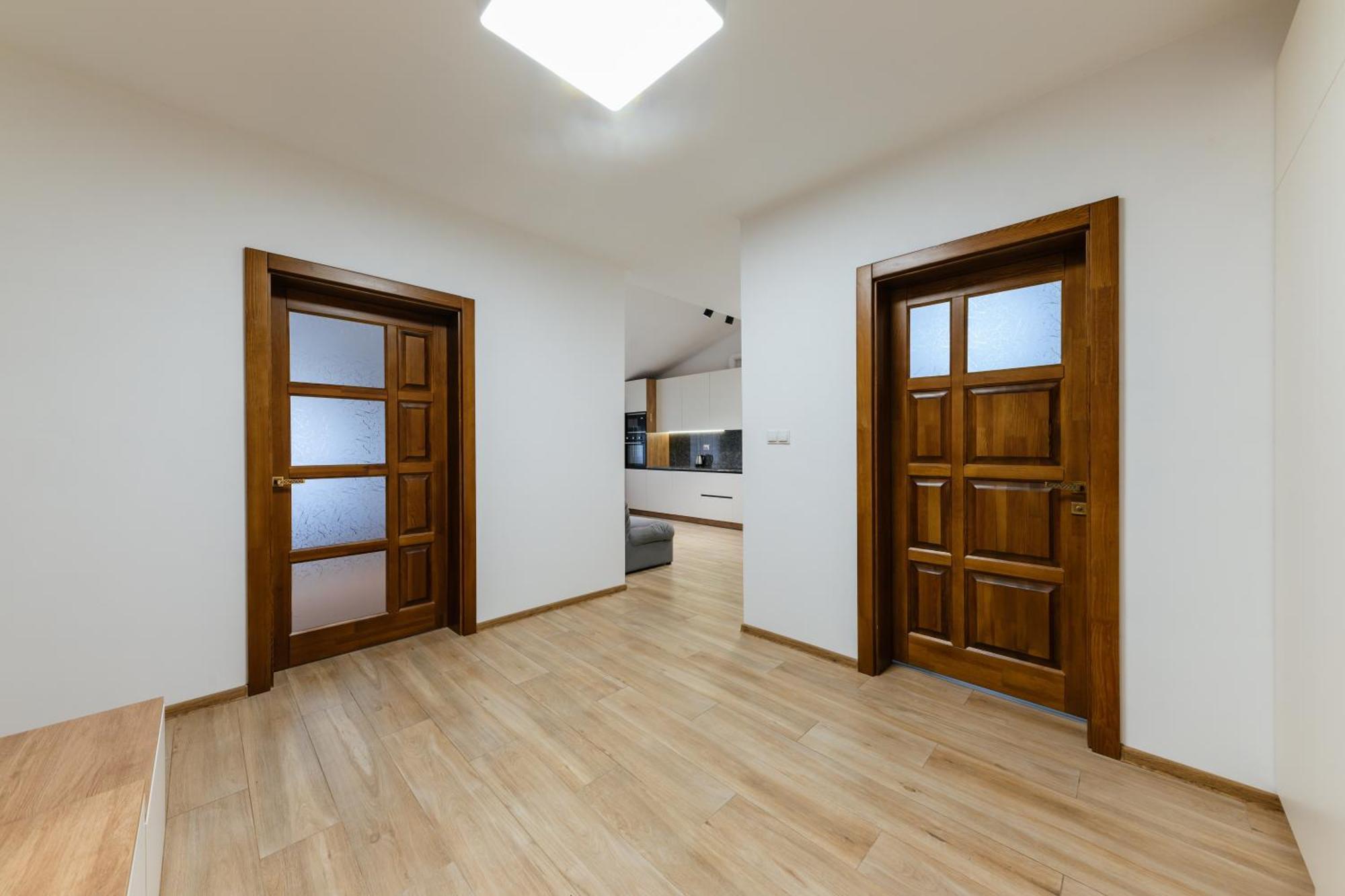 Luxury Apartments Uzhorod Exterior photo